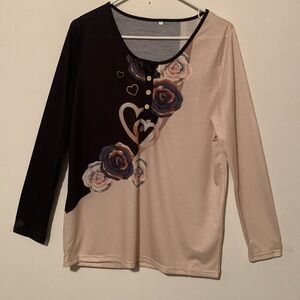 Woman’s Floral Print Long Sleeve Blouse NWOT